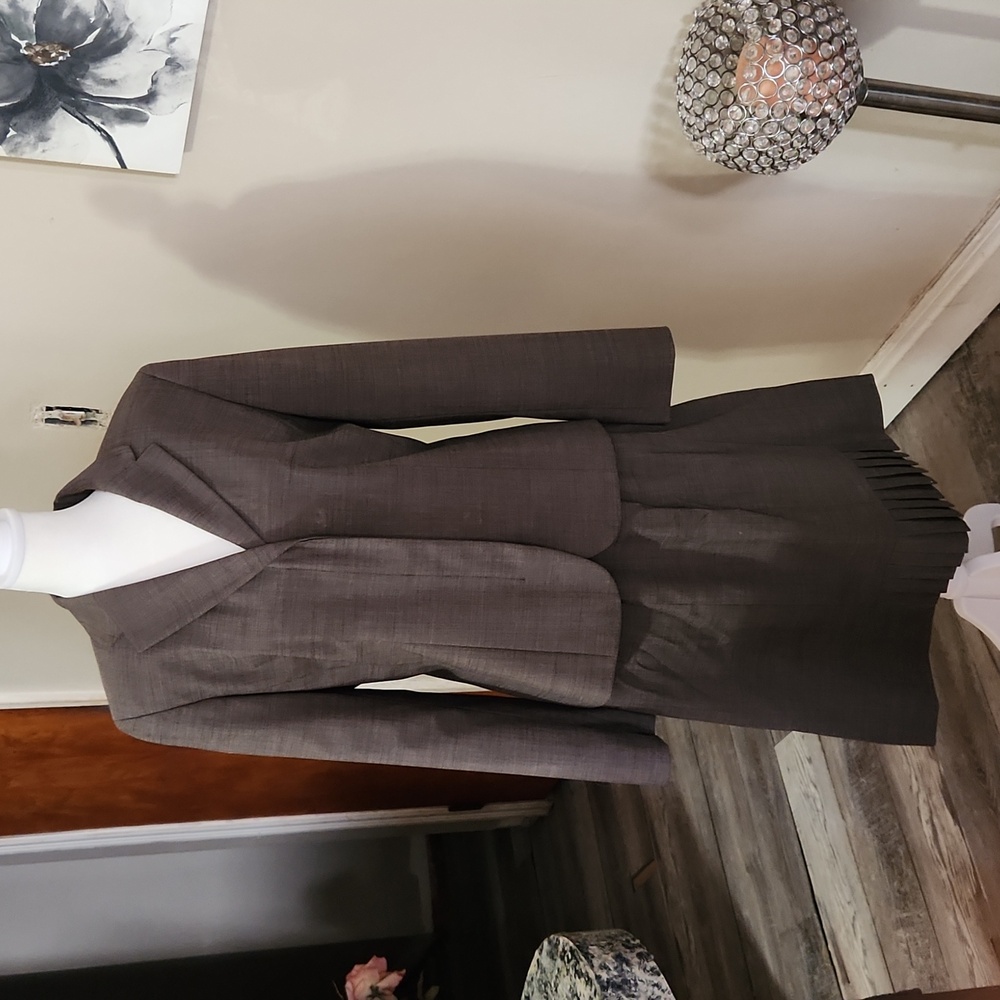 Ann Taylor Factory Store Lined Skirt Suit Set. Size 8 Jacket, Size 10 Skirt.
